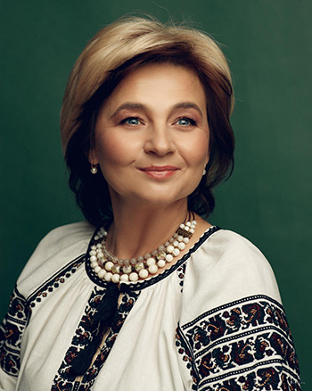 CHaykivska_Elina_Flavianivna_350.jpg